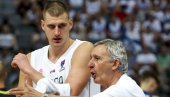 КОВАЊЕ ПЛАНА ЗА ОЛИМПИЈСКО ЗЛАТО: Ево кога је Јокић срео на тркама у Сомбору (ВИДЕО) КОВАЊЕ ПЛАНА ЗА ОЛИМПИЈСКО ЗЛАТО: Ево кога је Јокић срео на тркама у Сомбору (ВИДЕО)