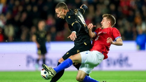 OSLABIO SAM TIM, KAZNIO SAM SEBE! On je čovek-maler, neverovatno je zašto propušta EURO 2024 i sad se gorko kaje OSLABIO SAM TIM, KAZNIO SAM SEBE! On je čovek-maler, neverovatno je zašto propušta EURO 2024 i sad se gorko kaje
