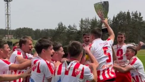 ZVEZDA RASPLAKALA HRVATE: Crveno-belim ulaskom u istoriju završen Kup prijateljstva (VIDEO) ZVEZDA RASPLAKALA HRVATE: Crveno-belim ulaskom u istoriju završen Kup prijateljstva (VIDEO)
