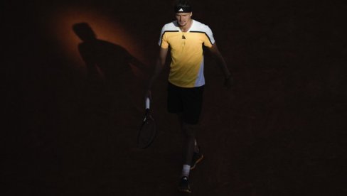 NADAM SE DA ĆU I JA... Aleksandar Zverev se oglasio nakon poraza od Karlosa Alkaraza u finalu Rolan Garosa NADAM SE DA ĆU I JA... Aleksandar Zverev se oglasio nakon poraza od Karlosa Alkaraza u finalu Rolan Garosa