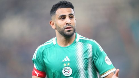 KVALITET JE NA STRANI ALŽIRA, ALI: Pune tribine stadiona Nelson Mandela su umele da budu kobne i za mnogo jače ekipe KVALITET JE NA STRANI ALŽIRA, ALI: Pune tribine stadiona Nelson Mandela su umele da budu kobne i za mnogo jače ekipe