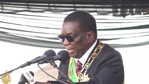 AFRIKA VIŠE NIJE USPAVANI DŽIN Predsednik Zimbabvea: Uskoro će se čuti rika lava AFRIKA VIŠE NIJE USPAVANI DŽIN Predsednik Zimbabvea: Uskoro će se čuti rika lava