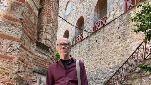 NATO RATUJE DA SAČUVA VAVILONSKU KULU AMERIKE: Intervju - Gojko Đogo, pesnik, dobitnik Izviiskre NJegoševe NATO RATUJE DA SAČUVA VAVILONSKU KULU AMERIKE: Intervju - Gojko Đogo, pesnik, dobitnik Izviiskre NJegoševe