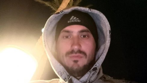 OVO JE MUŠKARAC UBIJEN NA ŠETALIŠTU: Brutalno likvidiran sa 16 metaka u pola bela dana OVO JE MUŠKARAC UBIJEN NA ŠETALIŠTU: Brutalno likvidiran sa 16 metaka u pola bela dana