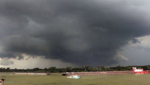 OPREZ! METEO ALARM U CELOJ SRBIJI: Vremenska prognoza za petak, 25. april