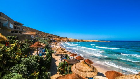 JOŠ NISTE ODLUČILI GDE ĆETE NA LETOVANJE? Kontiki vas vodi u Tunis po neverovatno niskim cenama JOŠ NISTE ODLUČILI GDE ĆETE NA LETOVANJE? Kontiki vas vodi u Tunis po neverovatno niskim cenama