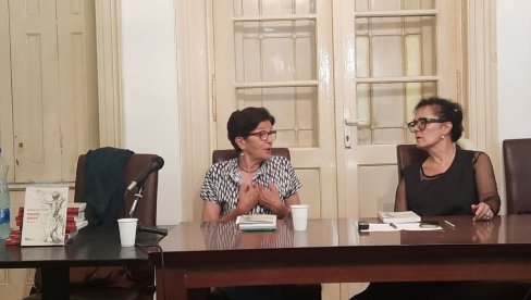 ПЕСНИЦИ СЕ ВИШЕ НЕ ДРУЖЕ КАО НЕКАД: Са промоције књиге интервјуа списатељице Радмиле Гикић Петровић Песнички гласови ПЕСНИЦИ СЕ ВИШЕ НЕ ДРУЖЕ КАО НЕКАД: Са промоције књиге интервјуа списатељице Радмиле Гикић Петровић Песнички гласови