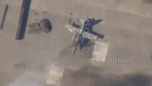 UKRAJINCI GUBE DRAGOCENE BORBENE AVIONE: Rusi ih uništavaju lancetima UKRAJINCI GUBE DRAGOCENE BORBENE AVIONE: Rusi ih uništavaju lancetima