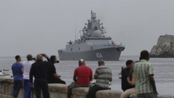 ПРЕДСЕДНИК КУБЕ СЕ УКРЦАО НА ФРЕГАТУ АДМИРАЛ ГОРШКОВ: Спектакл у Хавани - Запањујући и пријатан дан (ФОТО) ПРЕДСЕДНИК КУБЕ СЕ УКРЦАО НА ФРЕГАТУ АДМИРАЛ ГОРШКОВ: Спектакл у Хавани - Запањујући и пријатан дан (ФОТО)