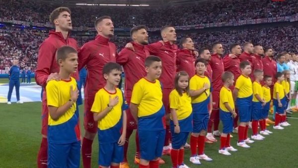 БРУКА ОРГАНИЗАТОРА ЕУРО 2024: Заборавили име фудбалера који је Србију изабрао уместо Немачке (ФОТО) БРУКА ОРГАНИЗАТОРА ЕУРО 2024: Заборавили име фудбалера који је Србију изабрао уместо Немачке (ФОТО)