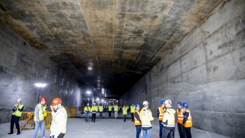 ИСТОРИЈСКИ ДАН ЗА ДРЖАВУ: Краљ Фредерик отворио први део будућег подводног тунела који повезује Данску са Немачком ИСТОРИЈСКИ ДАН ЗА ДРЖАВУ: Краљ Фредерик отворио први део будућег подводног тунела који повезује Данску са Немачком
