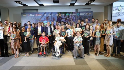 ČUDA SU MOGUĆA! Oni su heroji Beogradskog maratona ČUDA SU MOGUĆA! Oni su heroji Beogradskog maratona