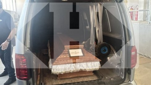 (EKSKLUZIVNE SLIKE) PRIMOPREDAJA OSTATAKA TELA: Posle 25 godina porodice došle do kostiju ubijenih Srba na KiM (FOTO) (EKSKLUZIVNE SLIKE) PRIMOPREDAJA OSTATAKA TELA: Posle 25 godina porodice došle do kostiju ubijenih Srba na KiM (FOTO)