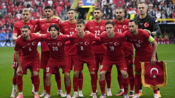 ВРЕМЕ ЈЕ ЗА КРАЈ ПОСТА: Турци би да прекину негативни низ који траје током читавог 21. века ВРЕМЕ ЈЕ ЗА КРАЈ ПОСТА: Турци би да прекину негативни низ који траје током читавог 21. века