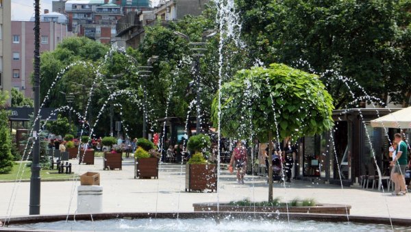СЛЕДЕ ТРОПСКИ ДАНИ: Детаљна временска прогноза за јул СЛЕДЕ ТРОПСКИ ДАНИ: Детаљна временска прогноза за јул