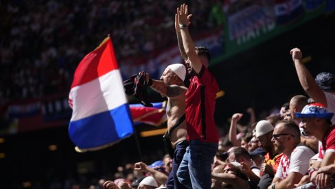 NE DA MU ĐAVO MIRA: Albanski novinar-provokator nastavlja da kidiše na Srbiju! NE DA MU ĐAVO MIRA: Albanski novinar-provokator nastavlja da kidiše na Srbiju!