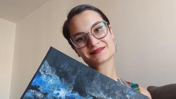 БАЊАЛУЧАНКА ОПЛЕМЕНИЛА СТАРИ ЗАНАТ ДУХОМ МОДЕРНОГ ВРЕМЕНА: Уникатни фото-албуми Јоване Жупљанин БАЊАЛУЧАНКА ОПЛЕМЕНИЛА СТАРИ ЗАНАТ ДУХОМ МОДЕРНОГ ВРЕМЕНА: Уникатни фото-албуми Јоване Жупљанин