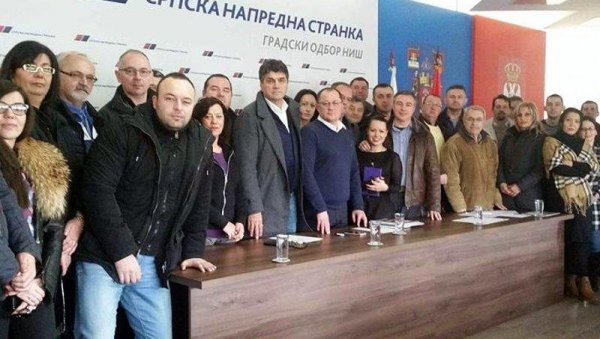 ГО СНС НИШ ОДГОВОРИО МИЛИЋУ: Нишлије нећете преварити популистичким рајем који им обећавате ГО СНС НИШ ОДГОВОРИО МИЛИЋУ: Нишлије нећете преварити популистичким рајем који им обећавате