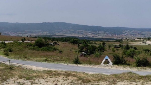 У БАЗИ ЈУГ КОД БУЈАНОВЦА: Дан високих званица на међународној вежби „Платинасти вук 24“ (ФОТО) У БАЗИ ЈУГ КОД БУЈАНОВЦА: Дан високих званица на међународној вежби „Платинасти вук 24“ (ФОТО)