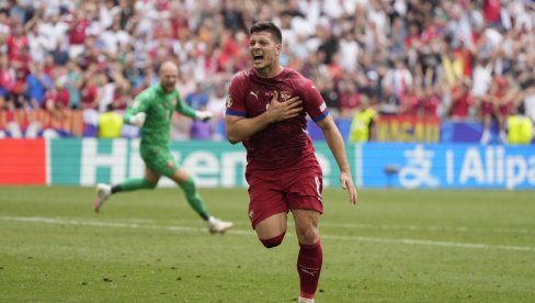 BOMBA! Srbin krade Jovića Paunoviću, Luka se seli u Grčku?!