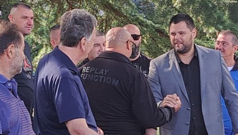 ĐELJOŠAJU SMETA MARKO KOVAČEVIĆ: Otkazana sednica Partnerskog saveta za regionalni razvoj ĐELJOŠAJU SMETA MARKO KOVAČEVIĆ: Otkazana sednica Partnerskog saveta za regionalni razvoj