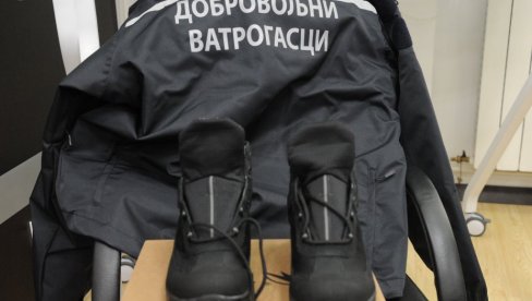 SPREMNI ZA NEVOLJU: Sertifikati i oprema za kraljevačka Dobrovoljna vatrogasna društva SPREMNI ZA NEVOLJU: Sertifikati i oprema za kraljevačka Dobrovoljna vatrogasna društva