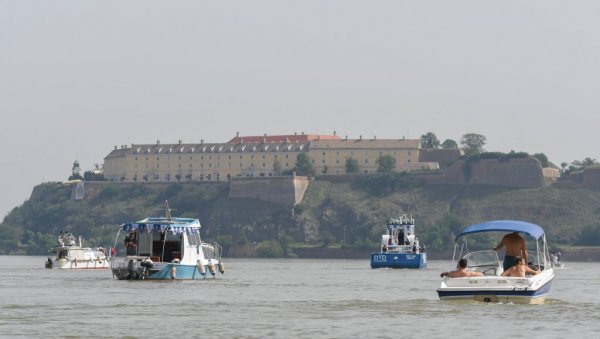 У НОВОМ САДУ СТАРТОВАЛА МЕЂУНАРОДНА РЕГАТА „ВОДЕ ВОЈВОДИНЕ“: Акценат манифестације ове године је на промоцији риболова У НОВОМ САДУ СТАРТОВАЛА МЕЂУНАРОДНА РЕГАТА „ВОДЕ ВОЈВОДИНЕ“: Акценат манифестације ове године је на промоцији риболова