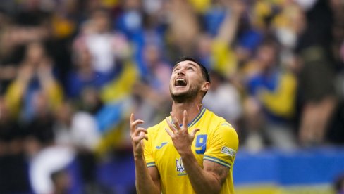 UKRAJINA PRVI PUT NA TERENU POSLE ŠOKANTNE ELIMINACIJE SA EP: Brazilac je preporodio Albaniju UKRAJINA PRVI PUT NA TERENU POSLE ŠOKANTNE ELIMINACIJE SA EP: Brazilac je preporodio Albaniju