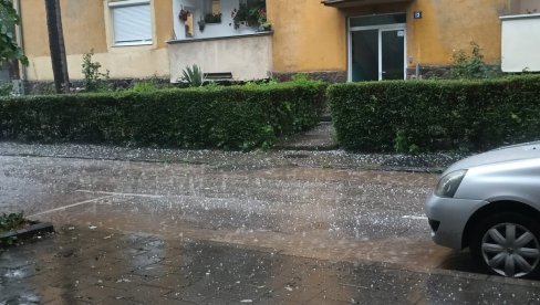 ŠTETA MNOGO MANJA NEGO LANE: Podnošljive posledice nevremena u kraljevačkom kraju ŠTETA MNOGO MANJA NEGO LANE: Podnošljive posledice nevremena u kraljevačkom kraju