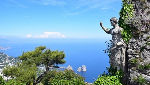 ЗАБРАЊЕН ДОЛАЗАК НА ПОПУЛАРНО ЛЕТОВАЛИШТЕ: Несташица воде направила проблем, огласио се и градоначелник ЗАБРАЊЕН ДОЛАЗАК НА ПОПУЛАРНО ЛЕТОВАЛИШТЕ: Несташица воде направила проблем, огласио се и градоначелник