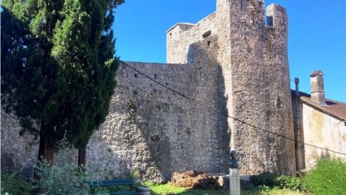 SVI PROBLEMI MZ HERCEG NOVI: Lokalna uprava nas ignoriše SVI PROBLEMI MZ HERCEG NOVI: Lokalna uprava nas ignoriše