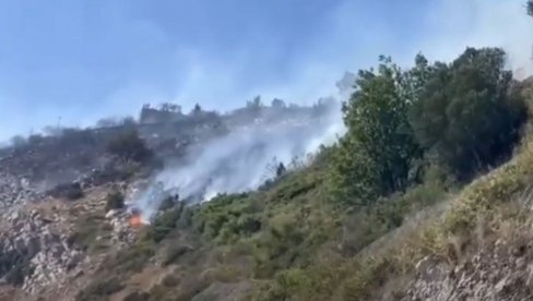 VELIKI POŽAR IZNAD DUBROVNIKA: Prekinut saobraćaj na Jadranskoj magistrali (VIDEO) VELIKI POŽAR IZNAD DUBROVNIKA: Prekinut saobraćaj na Jadranskoj magistrali (VIDEO)