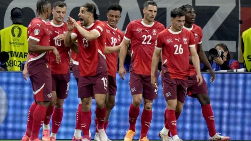 TREĆI PUT MEĐU 16 NAJBOLJIH: Kako su Švajcarci opet uspeli da uđu u nokaut fazu velikog takmičenja? TREĆI PUT MEĐU 16 NAJBOLJIH: Kako su Švajcarci opet uspeli da uđu u nokaut fazu velikog takmičenja?