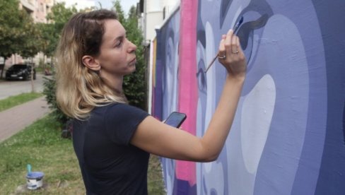 ČUDESNI KIST LENE UGREN: Nakon Meksika, njen mural krasi krajišku lepoticu, a uskoro i Krit ČUDESNI KIST LENE UGREN: Nakon Meksika, njen mural krasi krajišku lepoticu, a uskoro i Krit