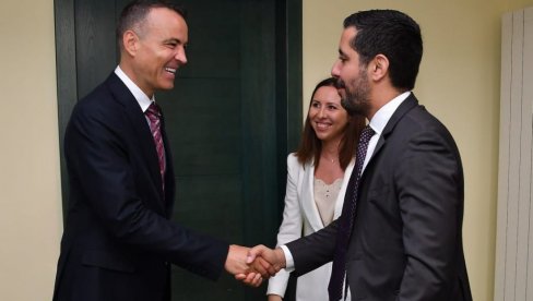 SNAŽAN RAST PRIVREDE RASINSKOG OKRUGA: Momirović saopštio sjajne rezultate SNAŽAN RAST PRIVREDE RASINSKOG OKRUGA: Momirović saopštio sjajne rezultate