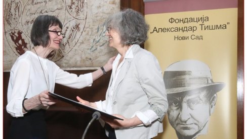 ПИСАЊЕМ СЕ БОРИМ ПРОТИВ ЗАБОРАВА: Француска књижевница Сесил Вајсброт поводом награде „Александар Тишма“ (ФОТО) ПИСАЊЕМ СЕ БОРИМ ПРОТИВ ЗАБОРАВА: Француска књижевница Сесил Вајсброт поводом награде „Александар Тишма“ (ФОТО)
