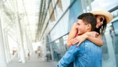 KAKO LETO TESTIRA VEZE NA DALJINU: Kad ljubav preko žice pokaže pravo lice (FOTO) KAKO LETO TESTIRA VEZE NA DALJINU: Kad ljubav preko žice pokaže pravo lice (FOTO)