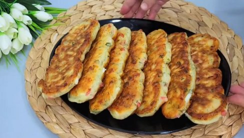 SPREMAJU SE BRZO I LAKO: Preukusne piroške punjene sirom i šunkom (VIDEO) SPREMAJU SE BRZO I LAKO: Preukusne piroške punjene sirom i šunkom (VIDEO)