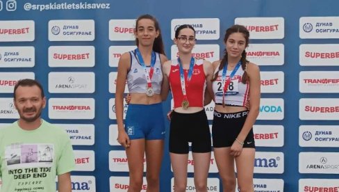 DVA JUNIORSKA PRVAKA SRBIJE: Uspeh talentovanih atletičara Srbije (FOTO) DVA JUNIORSKA PRVAKA SRBIJE: Uspeh talentovanih atletičara Srbije (FOTO)