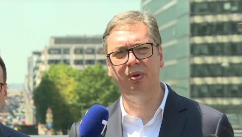 VUČIĆ STIGAO U BRISEL: Predsednik učestvuje na Samitu o proširenju EU