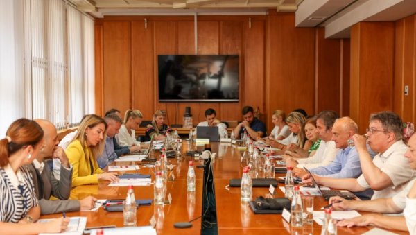 НАЈВАЖНИЈИ ПРОЈЕКАТ У ЕНЕРГЕТСКОМ СЕКТОРУ: Одржана друга седница Посебне радне групе за изградњу РХЕ Бистрица НАЈВАЖНИЈИ ПРОЈЕКАТ У ЕНЕРГЕТСКОМ СЕКТОРУ: Одржана друга седница Посебне радне групе за изградњу РХЕ Бистрица