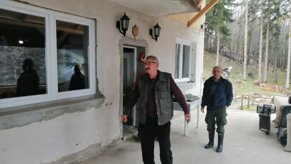 У ПЕНЗИЈУ ИДЕМ, АЛИ ИЗ ШУМЕ НЕ МРДАМ!: Инжењер Милојко Мићић Перо скоро четири и по деценије бринуо о природи западне Србије У ПЕНЗИЈУ ИДЕМ, АЛИ ИЗ ШУМЕ НЕ МРДАМ!: Инжењер Милојко Мићић Перо скоро четири и по деценије бринуо о природи западне Србије