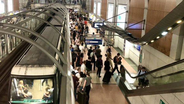ГУЖВА У ГРАДУ И ПОД ЗЕМЉОМ: Париз сређује свој градски превоз у сусрет Олимпијским играма ГУЖВА У ГРАДУ И ПОД ЗЕМЉОМ: Париз сређује свој градски превоз у сусрет Олимпијским играма