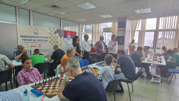 ШАХОМ СЕ БОРИМО ЗА БОЉЕ СУТРА: Отворен Видовдански рејтинг турнир ШСБ (ФОТО) ШАХОМ СЕ БОРИМО ЗА БОЉЕ СУТРА: Отворен Видовдански рејтинг турнир ШСБ (ФОТО)