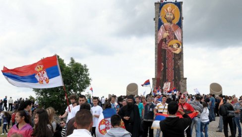SRBI SLAVE VIDOVDAN: 635 godina od Kosovskog boja - Danas sednica Vlade Srbije u Kruševcu SRBI SLAVE VIDOVDAN: 635 godina od Kosovskog boja - Danas sednica Vlade Srbije u Kruševcu