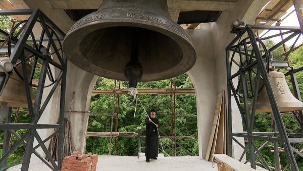 ТЕОРИЈА САВРШЕНОГ КРУГА: Како је руско царско звоно стигло до Варварина у серијалу Експлозив зона на Првој ТЕОРИЈА САВРШЕНОГ КРУГА: Како је руско царско звоно стигло до Варварина у серијалу Експлозив зона на Првој
