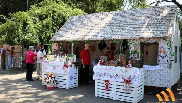 ТАМИШКИ ДАНИ У СЕЧЊУ: Традицвионална манифестација у средњем Банату ТАМИШКИ ДАНИ У СЕЧЊУ: Традицвионална манифестација у средњем Банату