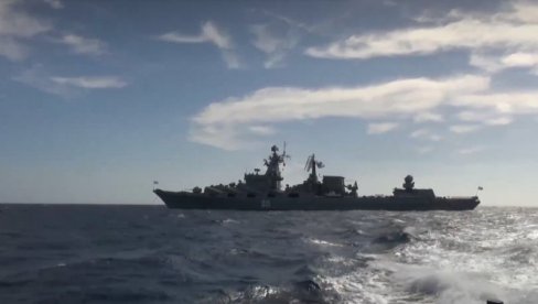 RUSKA KRSTARICA U MEDITERANU: Tihookeanska flota izvodi vežbe (VIDEO) RUSKA KRSTARICA U MEDITERANU: Tihookeanska flota izvodi vežbe (VIDEO)