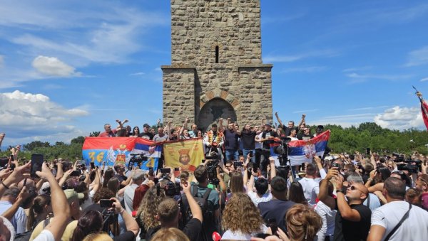 НЕМАЊА (24) НА СЛОБОДИ: Пуштен младић из Бабиног Моста, кога је косовска полиција ухапсила данас на Газиместану НЕМАЊА (24) НА СЛОБОДИ: Пуштен младић из Бабиног Моста, кога је косовска полиција ухапсила данас на Газиместану