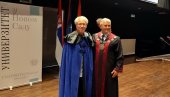 ЖИЛНИКУ ПОЧАСНИ ДОКТОРАТ : Поводом 64.рођендана Универзитета у Новом Саду (ФОТО) ЖИЛНИКУ ПОЧАСНИ ДОКТОРАТ : Поводом 64.рођендана Универзитета у Новом Саду (ФОТО)